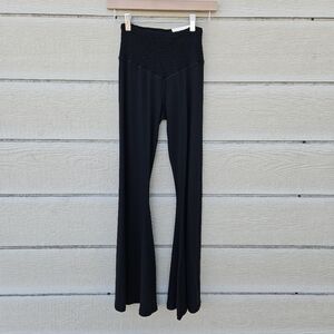 Offline by Aerie high rise super flare black pants medium new with flaws